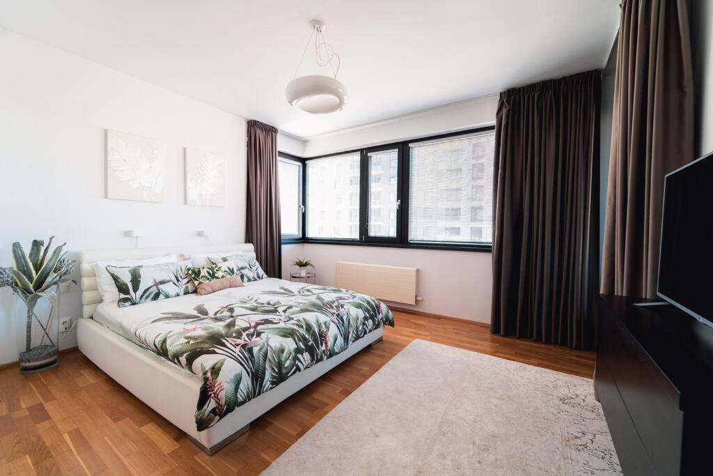 Prague Marina River View Apartment Close To City Centre Free Parking Exteriör bild
