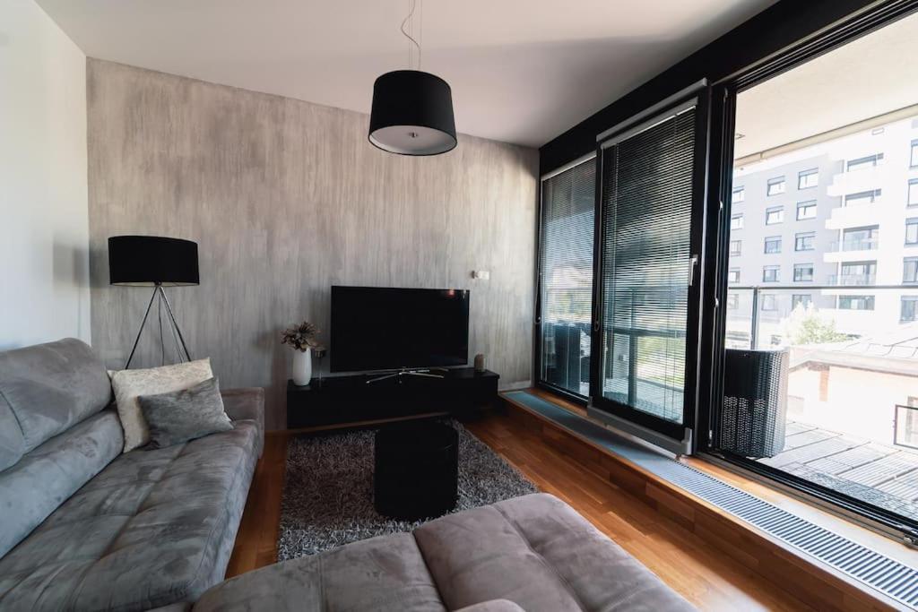 Prague Marina River View Apartment Close To City Centre Free Parking Exteriör bild